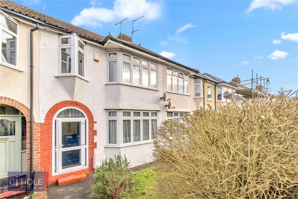 3 bed Mid Terraced House for rent in Filton. From CJ Hole - Bishopston