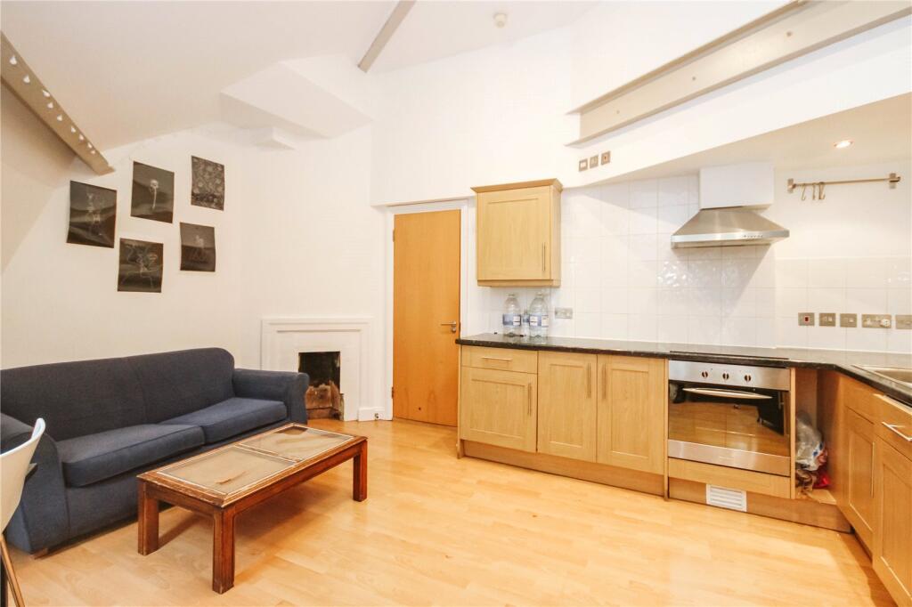 0 bed Studio for rent in Bristol. From CJ Hole - Bishopston 0 bed Studio for rent in Bristol. From CJ Hole - Bishopston