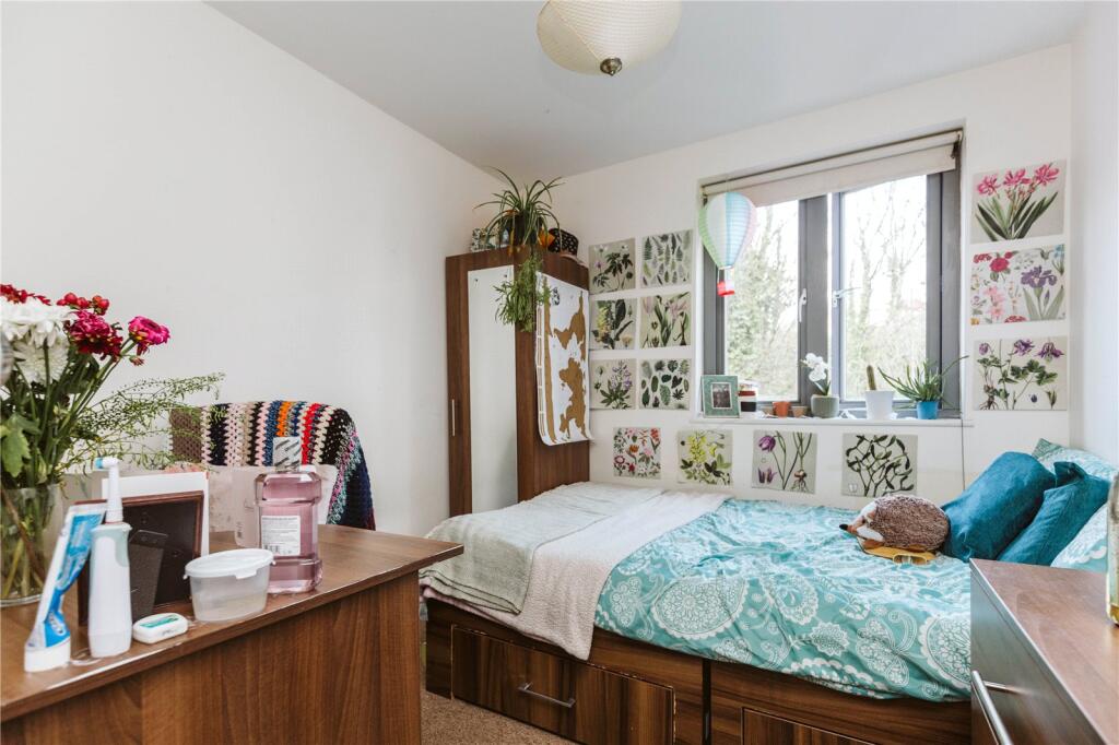 4 bed Apartment for rent in Bristol. From CJ Hole - Bishopston