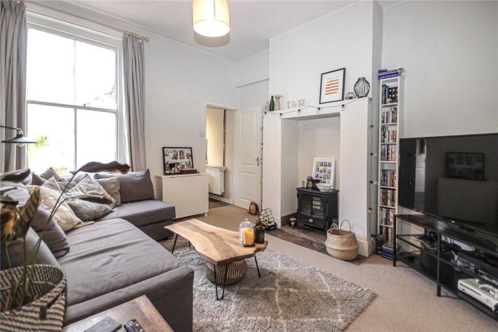 1 bed Apartment for rent in Bristol. From CJ Hole - Bishopston 1 bed Apartment for rent in Bristol. From CJ Hole - Bishopston