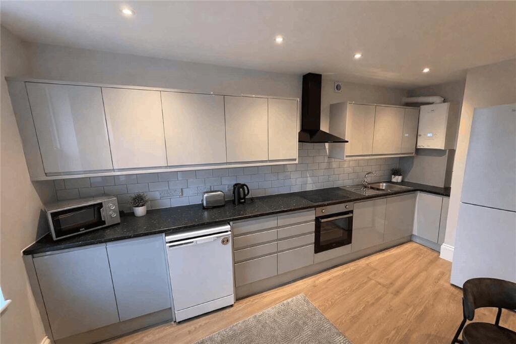 5 bed Apartment for rent in Bristol. From CJ Hole - Bishopston 5 bed Apartment for rent in Bristol. From CJ Hole - Bishopston