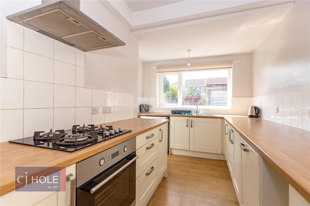 4 bed Semi Detached for rent in Bristol. From CJ Hole - Bishopston 4 bed Semi Detached for rent in Bristol. From CJ Hole - Bishopston