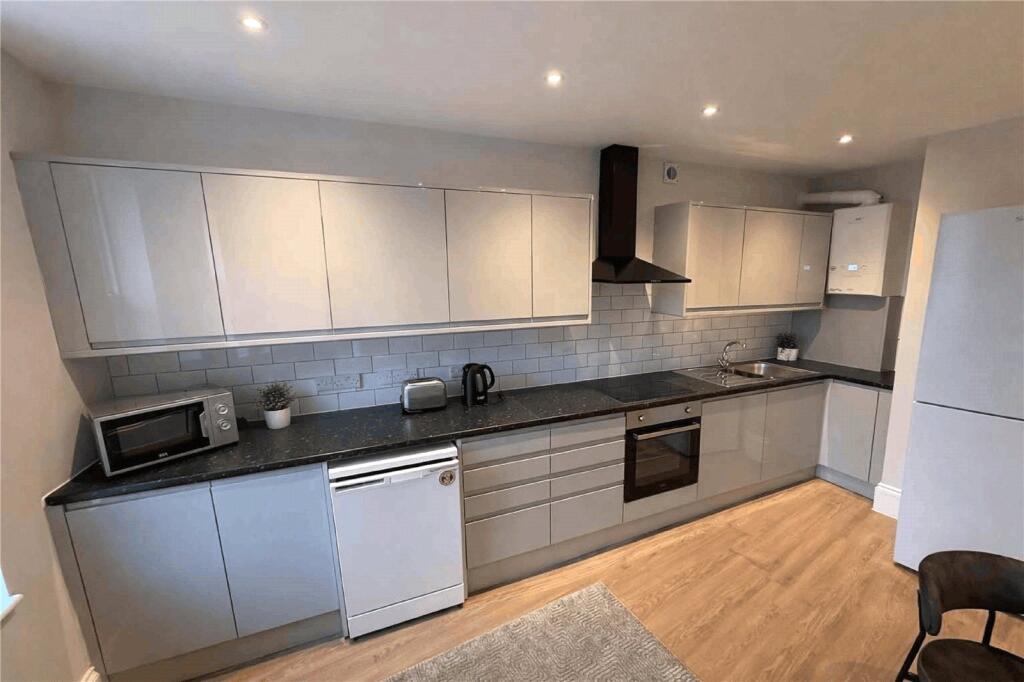 1 bed Apartment for rent in Bristol. From CJ Hole - Bishopston