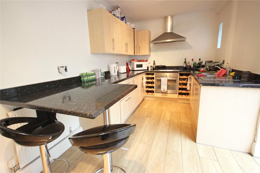 5 bed Semi Detached for rent in Stapleton. From CJ Hole - Bishopston 5 bed Semi Detached for rent in Stapleton. From CJ Hole - Bishopston