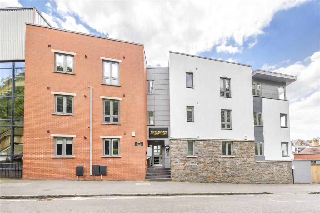 4 bed Apartment for rent in Bristol. From CJ Hole - Bishopston
