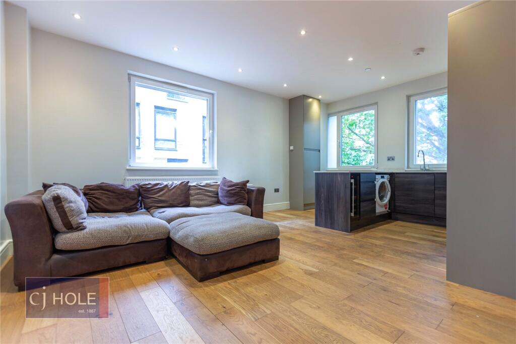 2 bed Apartment for rent in Bristol. From CJ Hole - Bishopston