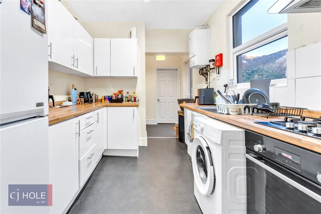 1 bed Mid Terraced House for rent in Bristol. From CJ Hole - Bishopston 1 bed Mid Terraced House for rent in Bristol. From CJ Hole - Bishopston