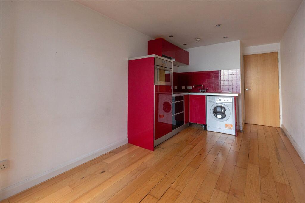 2 bed Apartment for rent in Bristol. From CJ Hole - Bishopston 2 bed Apartment for rent in Bristol. From CJ Hole - Bishopston
