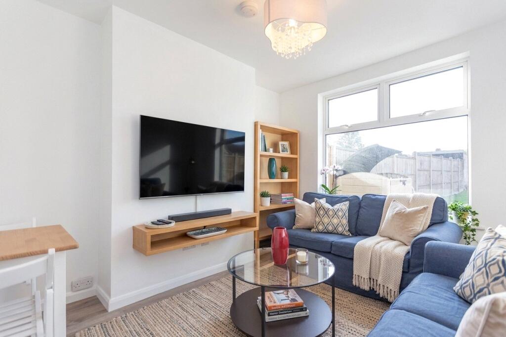 4 bed End of Terrace for rent in Bristol. From CJ Hole - Bishopston 4 bed End of Terrace for rent in Bristol. From CJ Hole - Bishopston