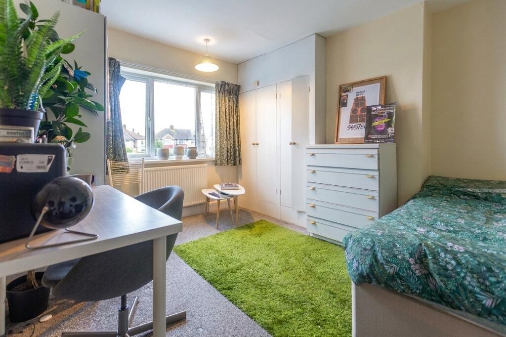 7 bed Semi Detached for rent in Bristol. From CJ Hole - Bishopston 7 bed Semi Detached for rent in Bristol. From CJ Hole - Bishopston