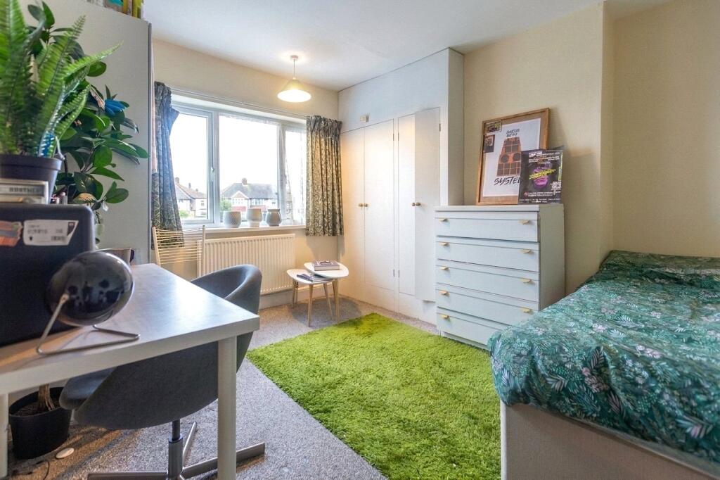 7 bed Semi Detached for rent in Bristol. From CJ Hole - Bishopston 7 bed Semi Detached for rent in Bristol. From CJ Hole - Bishopston