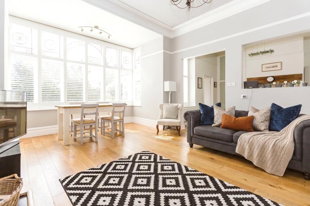 4 bed Annexe for rent in Stapleton. From CJ Hole - Bishopston