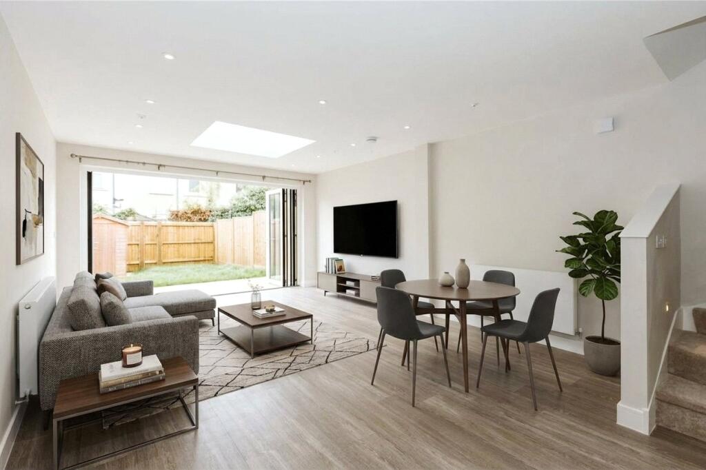 4 bed End of Terrace for rent in Bristol. From CJ Hole - Bishopston 4 bed End of Terrace for rent in Bristol. From CJ Hole - Bishopston