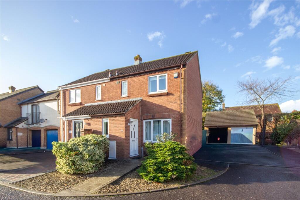 2 bed End of Terrace for rent in Bristol. From CJ Hole - Bradley Stoke