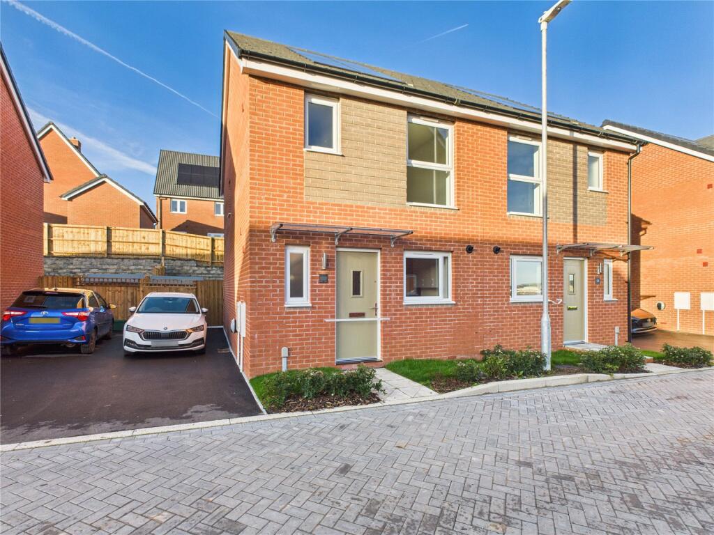2 bed Semi Detached for rent in . From CJ Hole - Bradley Stoke