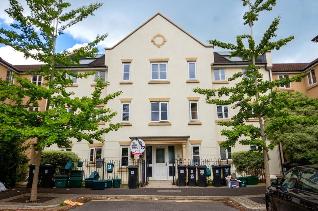 2 bed Apartment for rent in Broomhill. From CJ Hole - Bradley Stoke