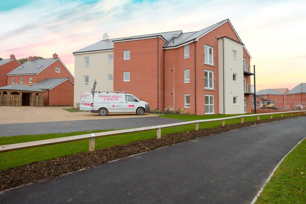 2 bed Apartment for rent in Parkfield. From CJ Hole - Bradley Stoke 2 bed Apartment for rent in Parkfield. From CJ Hole - Bradley Stoke