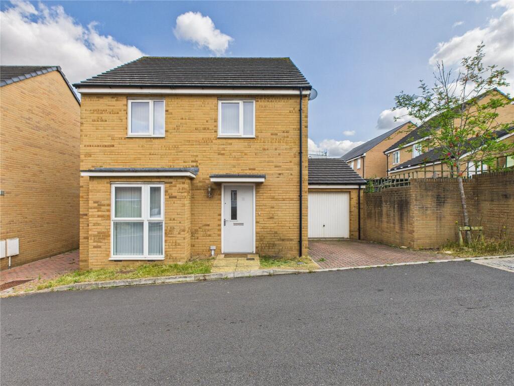 4 bed Detached for rent in Frenchay. From CJ Hole - Bradley Stoke 4 bed Detached for rent in Frenchay. From CJ Hole - Bradley Stoke
