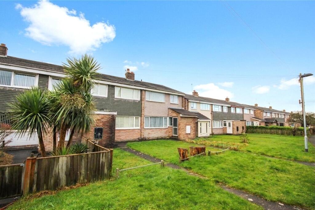 3 bed Mid Terraced House for rent in Filton. From CJ Hole - Bradley Stoke