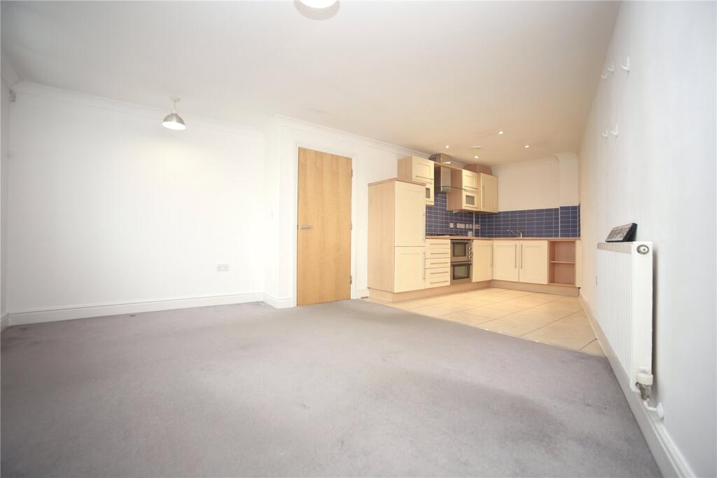 1 bed Apartment for rent in Cheltenham. From CJ Hole - Cheltenham