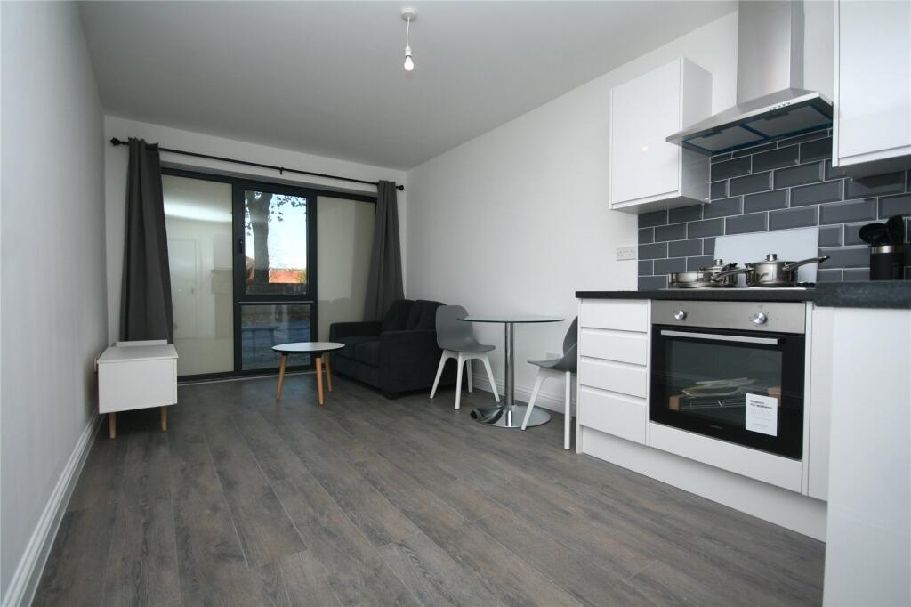 1 bed Apartment for rent in Cheltenham. From CJ Hole - Cheltenham 1 bed Apartment for rent in Cheltenham. From CJ Hole - Cheltenham