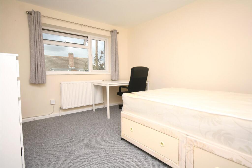 1 bed House Share for rent in Golden Valley. From CJ Hole - Cheltenham