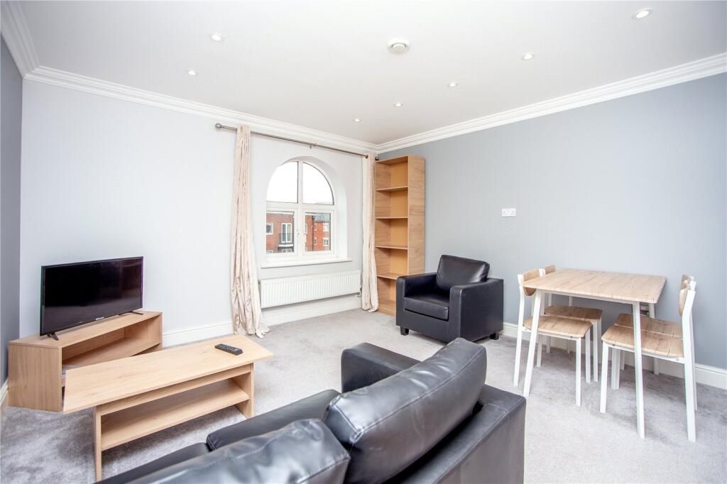2 bed Apartment for rent in Cheltenham. From CJ Hole - Cheltenham