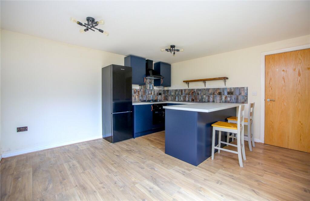 2 bed Apartment for rent in Cheltenham. From CJ Hole - Cheltenham 2 bed Apartment for rent in Cheltenham. From CJ Hole - Cheltenham