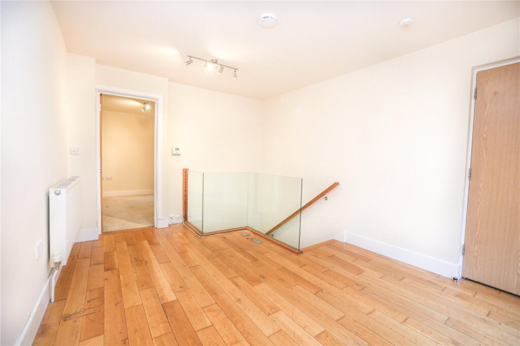 2 bed Apartment for rent in Prestbury. From CJ Hole - Cheltenham