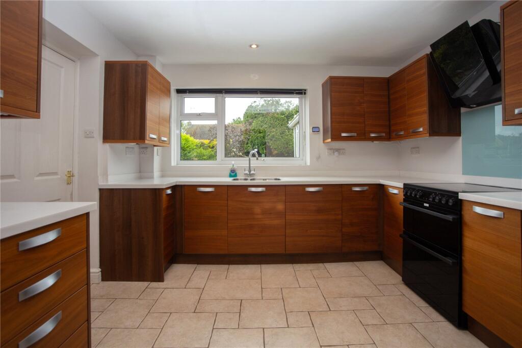 3 bed Detached for rent in Bredon. From CJ Hole - Cheltenham 3 bed Detached for rent in Bredon. From CJ Hole - Cheltenham