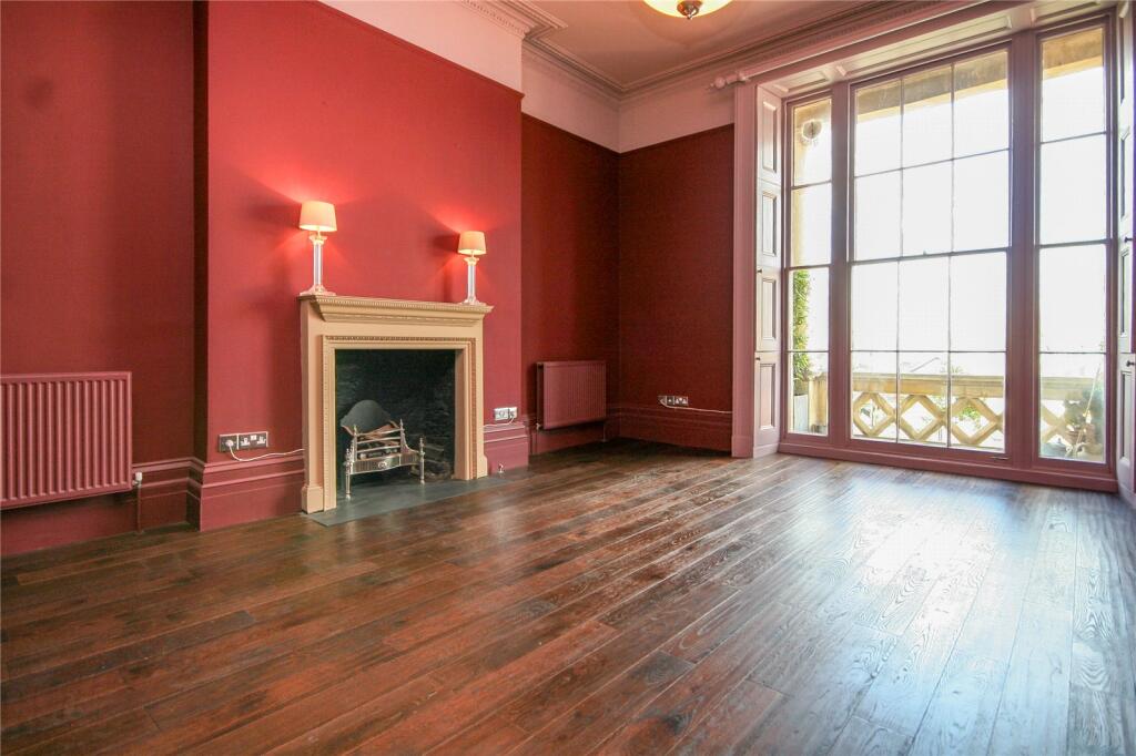 2 bed Apartment for rent in Cheltenham. From CJ Hole - Cheltenham 2 bed Apartment for rent in Cheltenham. From CJ Hole - Cheltenham