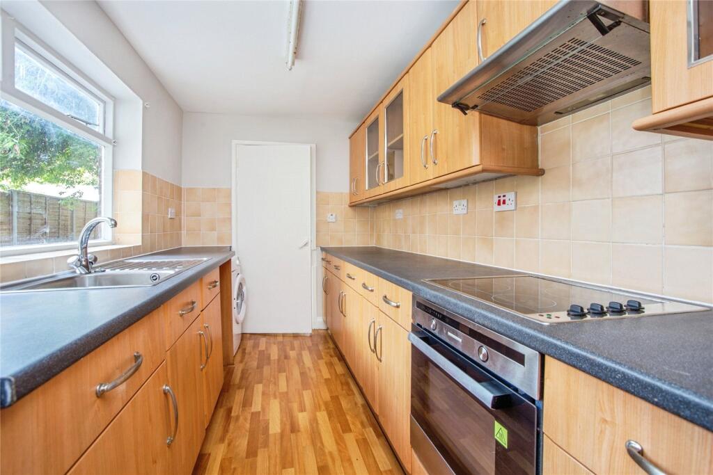 1 bed Apartment for rent in Gloucester. From CJ Hole - Cheltenham 1 bed Apartment for rent in Gloucester. From CJ Hole - Cheltenham