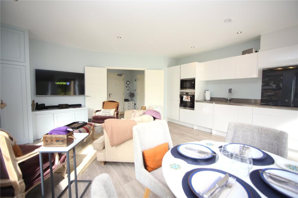 1 bed Apartment for rent in Cheltenham. From CJ Hole - Cheltenham