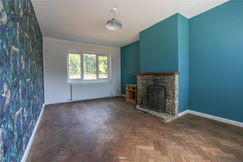 3 bed Semi Detached for rent in Withington. From CJ Hole - Cheltenham 3 bed Semi Detached for rent in Withington. From CJ Hole - Cheltenham