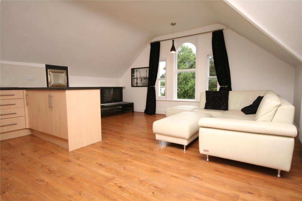 1 bed Apartment for rent in Leckhampton Hill. From CJ Hole - Cheltenham