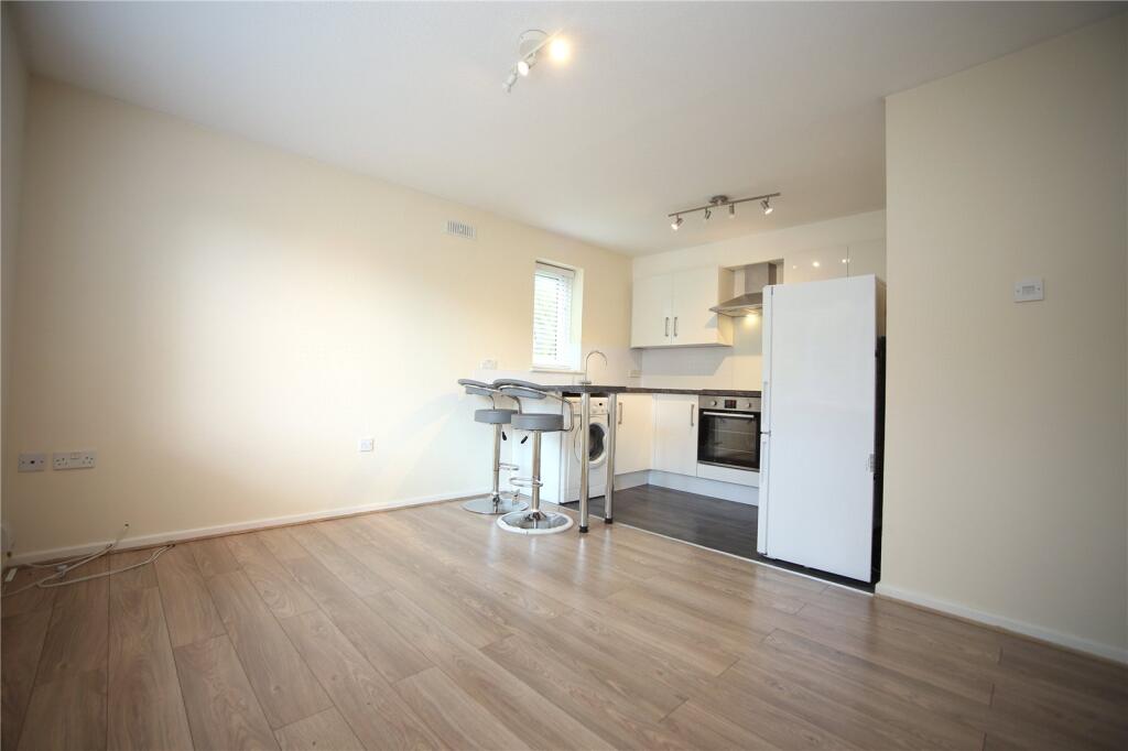 1 bed Apartment for rent in Longford. From CJ Hole - Cheltenham 1 bed Apartment for rent in Longford. From CJ Hole - Cheltenham