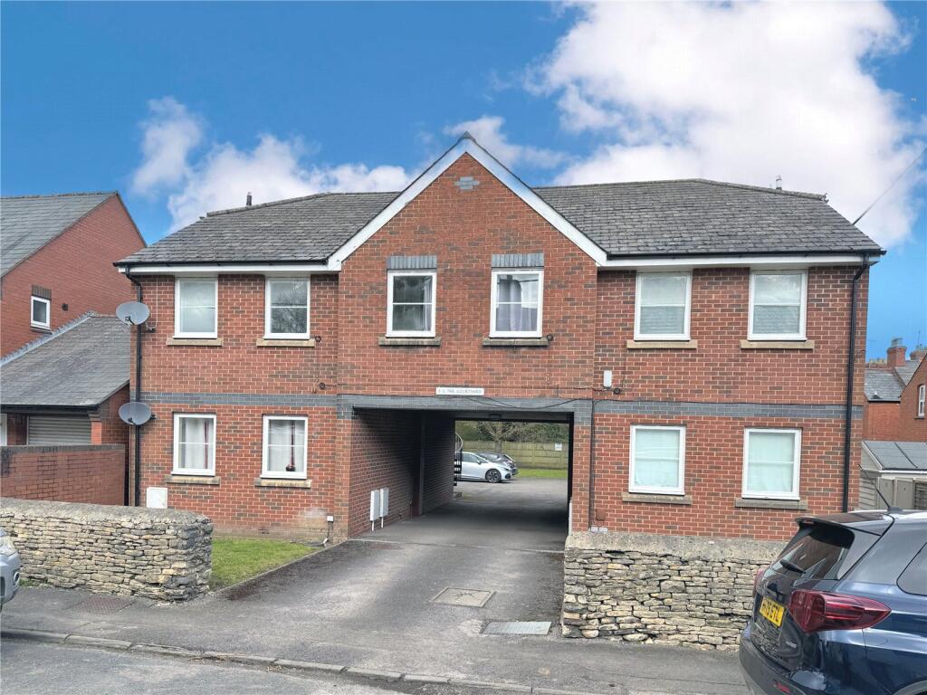 1 bed Apartment for rent in Cirencester. From CJ Hole - Cirencester 1 bed Apartment for rent in Cirencester. From CJ Hole - Cirencester