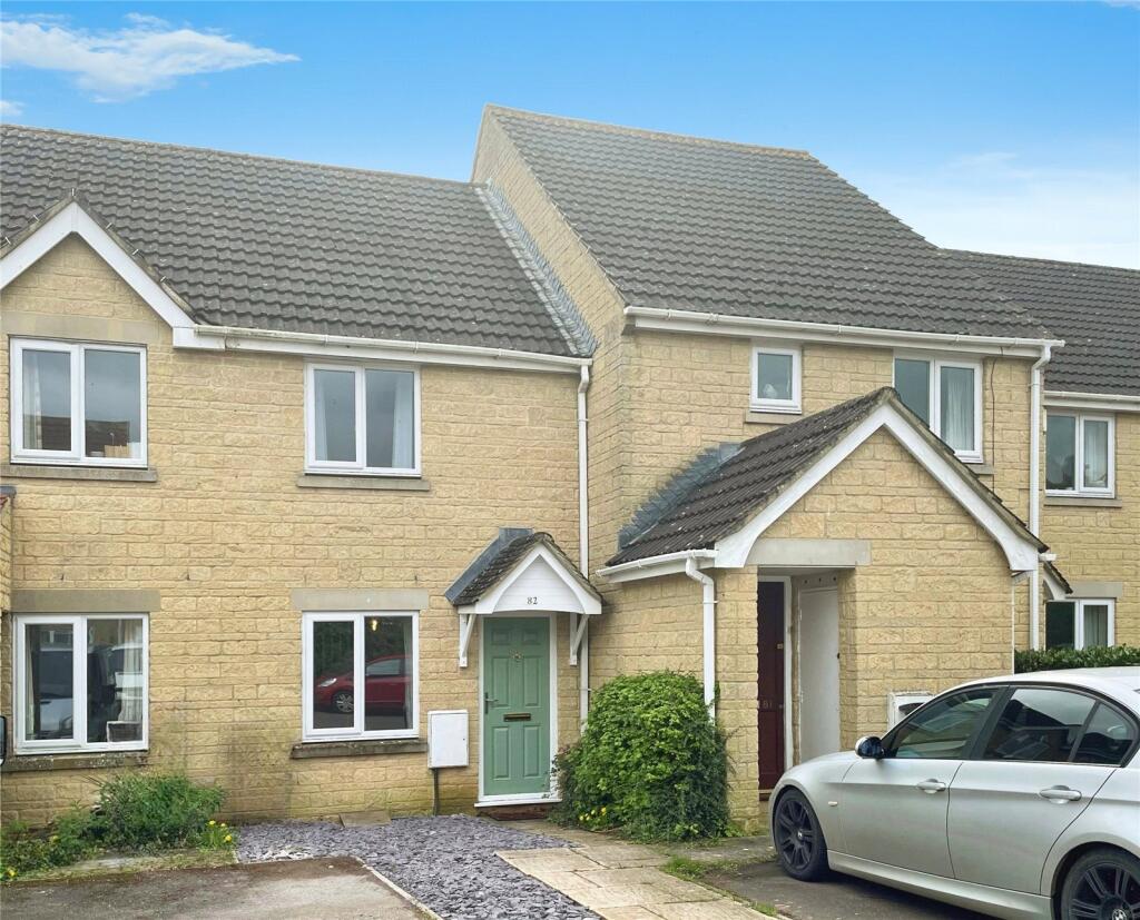2 bed Mid Terraced House for rent in Cirencester. From CJ Hole - Cirencester
