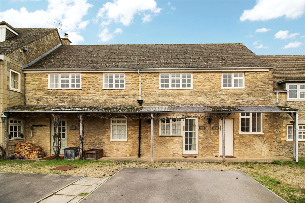2 bed Apartment for rent in Crudwell. From CJ Hole - Cirencester 2 bed Apartment for rent in Crudwell. From CJ Hole - Cirencester