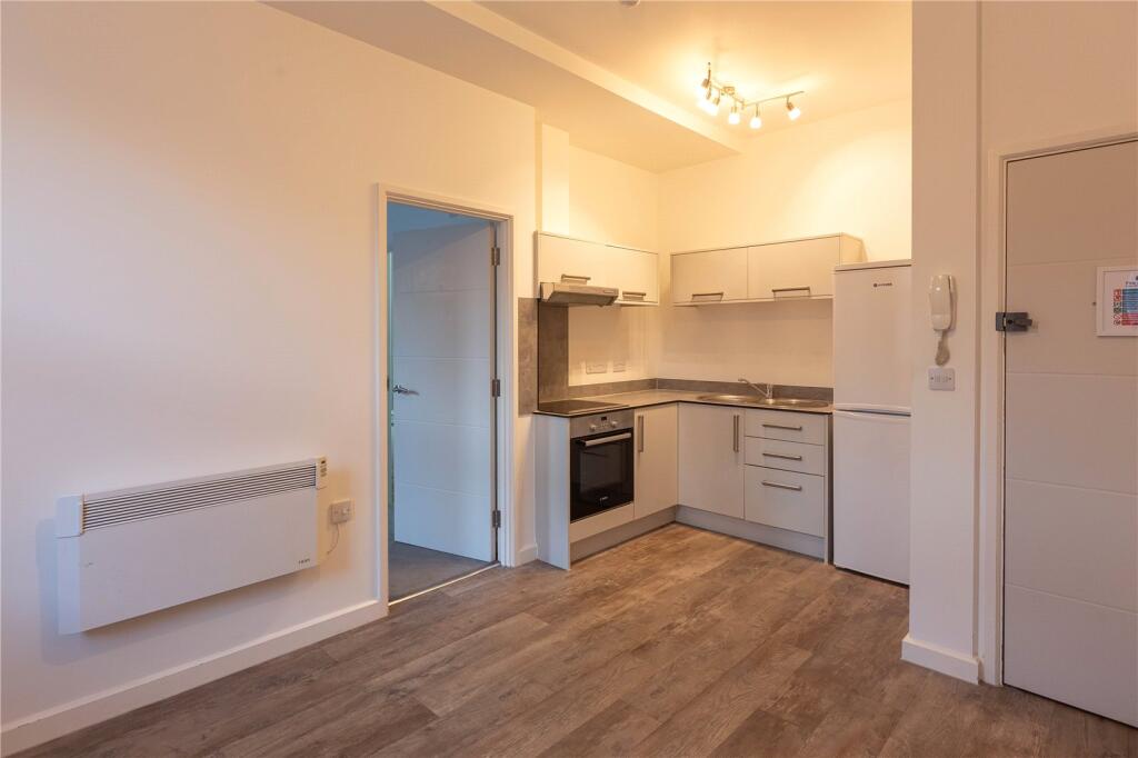 1 bed Apartment for rent in Bristol. From CJ Hole - Clifton