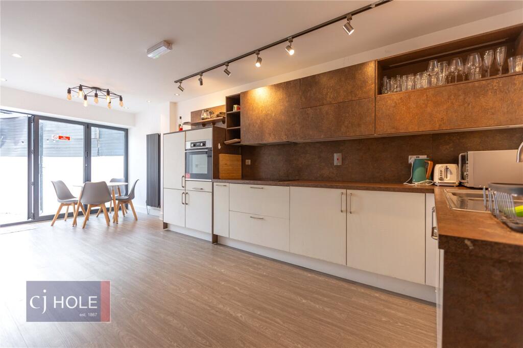 6 bed Detached for rent in Bristol. From CJ Hole - Clifton