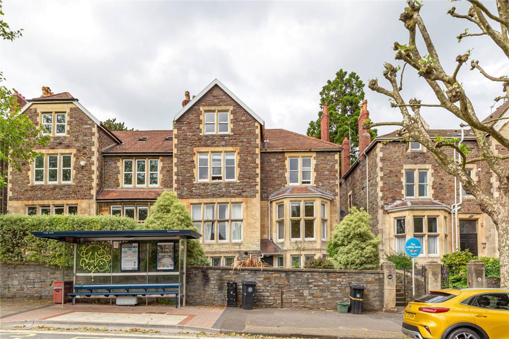3 bed Annexe for rent in Bristol. From CJ Hole - Clifton