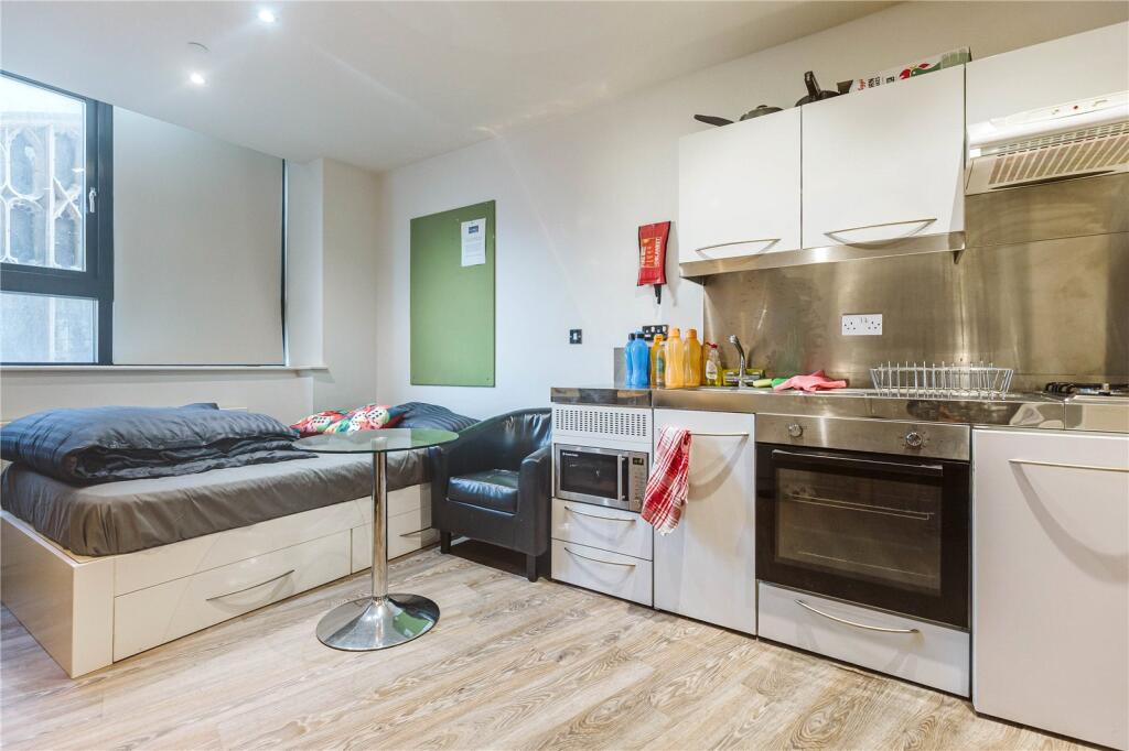 0 bed Studio for rent in Bristol. From CJ Hole - Clifton