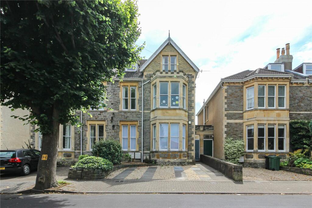 2 bed Apartment for rent in Bristol. From CJ Hole - Clifton 2 bed Apartment for rent in Bristol. From CJ Hole - Clifton
