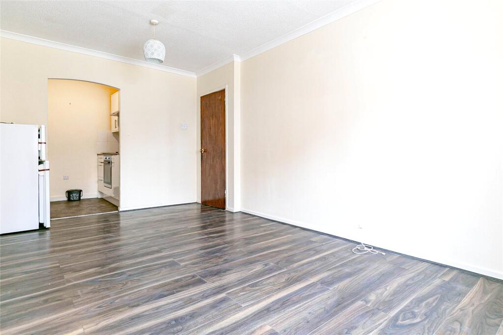 1 bed Apartment for rent in Bristol. From CJ Hole - Clifton 1 bed Apartment for rent in Bristol. From CJ Hole - Clifton
