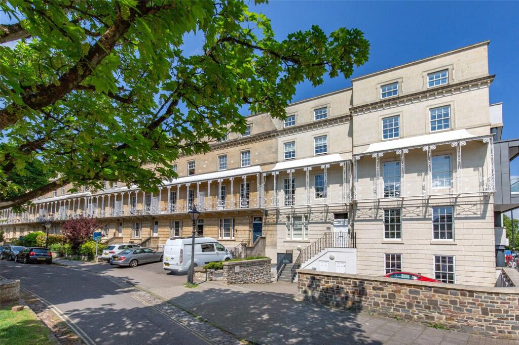 2 bed Apartment for rent in Bristol. From CJ Hole - Clifton 2 bed Apartment for rent in Bristol. From CJ Hole - Clifton