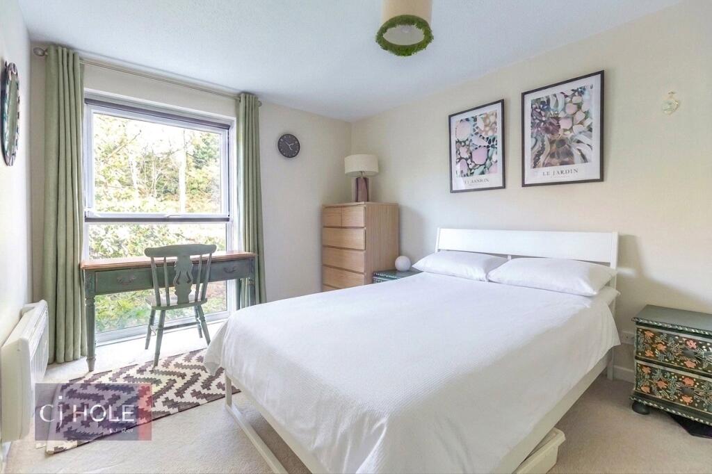 2 bed Apartment for rent in Bristol. From CJ Hole - Clifton 2 bed Apartment for rent in Bristol. From CJ Hole - Clifton