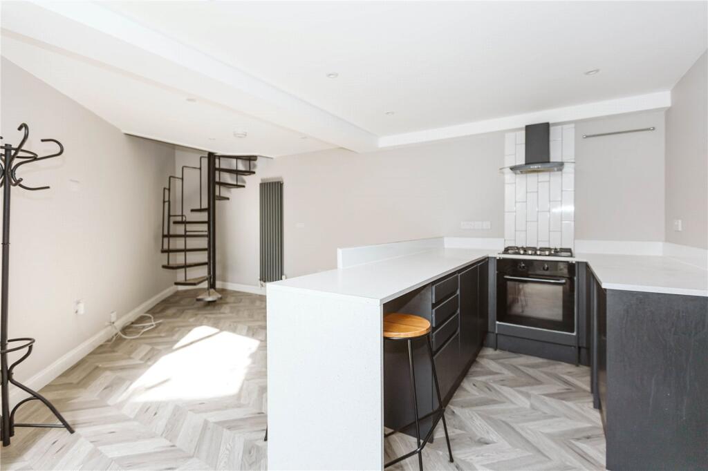 1 bed Detached for rent in Bristol. From CJ Hole - Clifton 1 bed Detached for rent in Bristol. From CJ Hole - Clifton