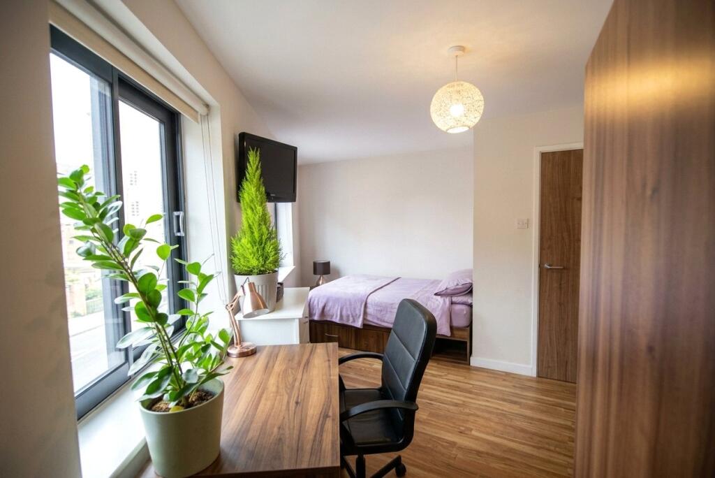 6 bed Apartment for rent in Bristol. From CJ Hole - Clifton