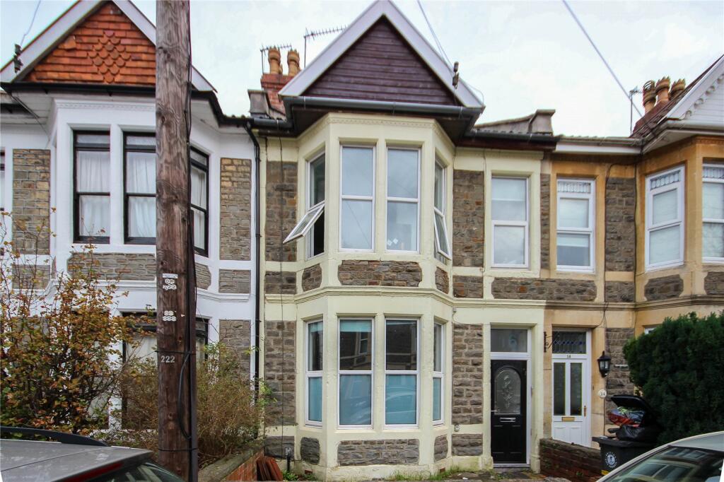 5 bed Mid Terraced House for rent in Bristol. From CJ Hole - Downend 5 bed Mid Terraced House for rent in Bristol. From CJ Hole - Downend